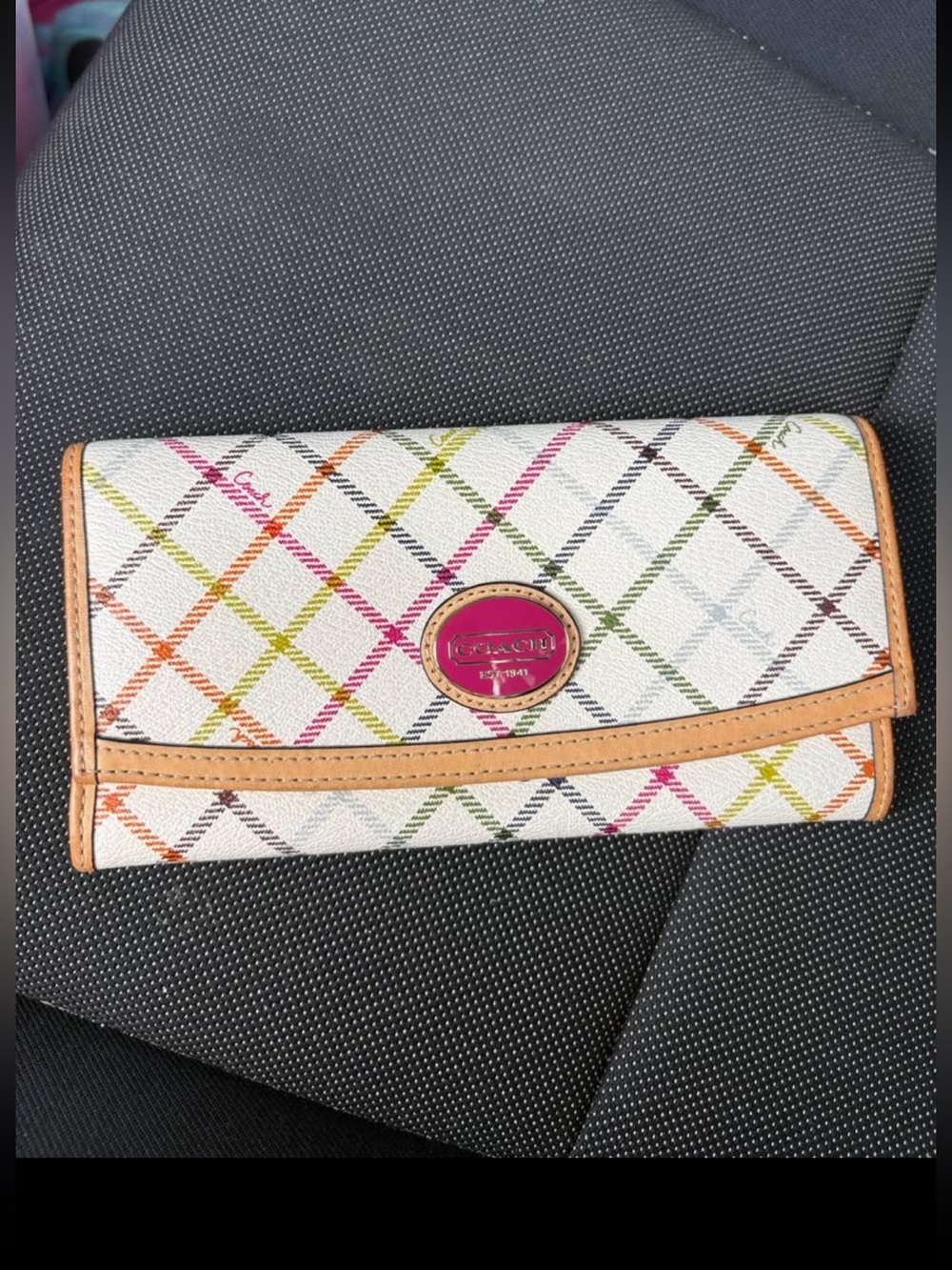 VINTAGE - Coach Multicolor Plaid Continental Wallet